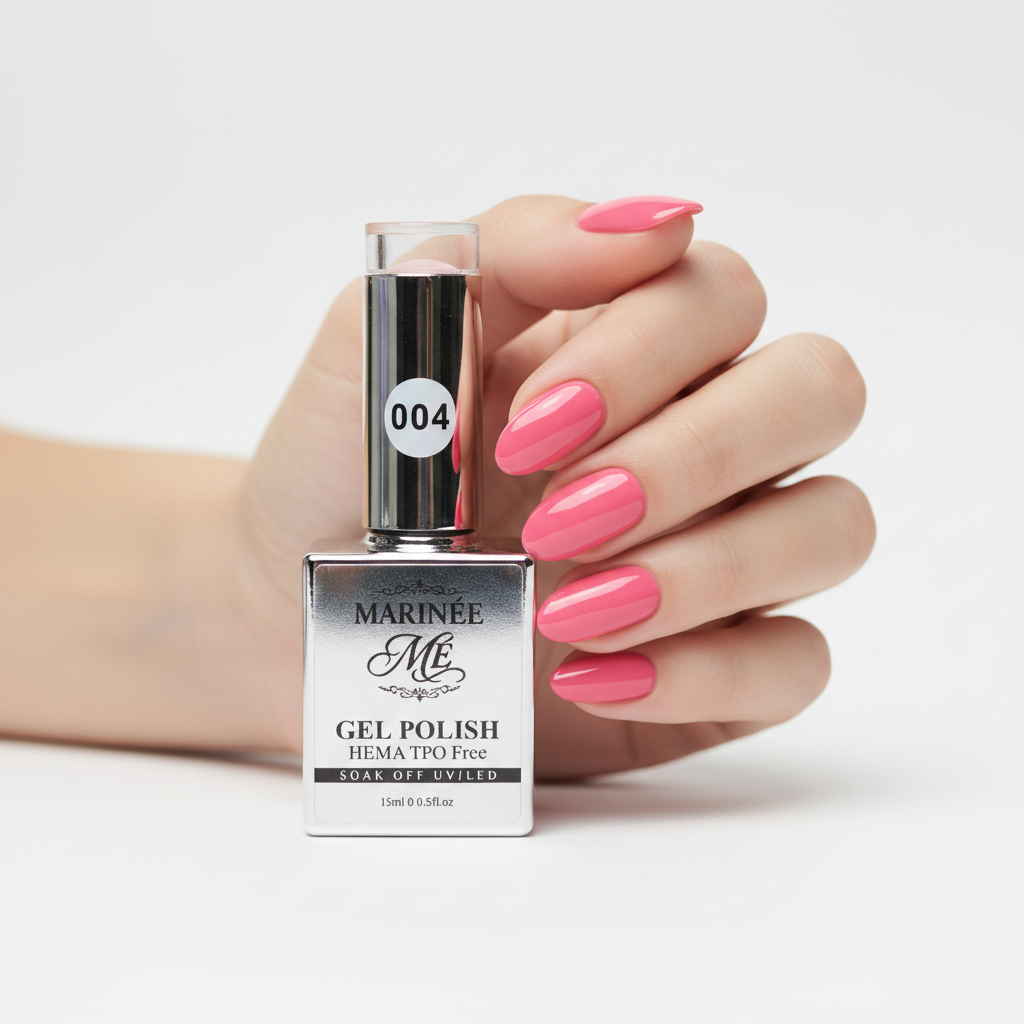 MARINÉE Gel Polish 004 Barbie Pink na ruci